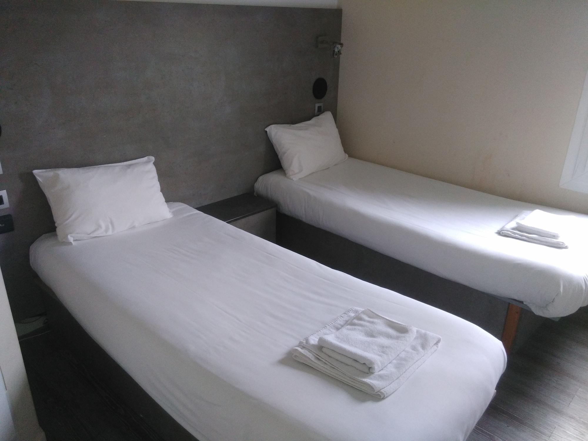 Fasthotel Le Mans Nord Fh Confort Сан-Сатурнин Екстериор снимка