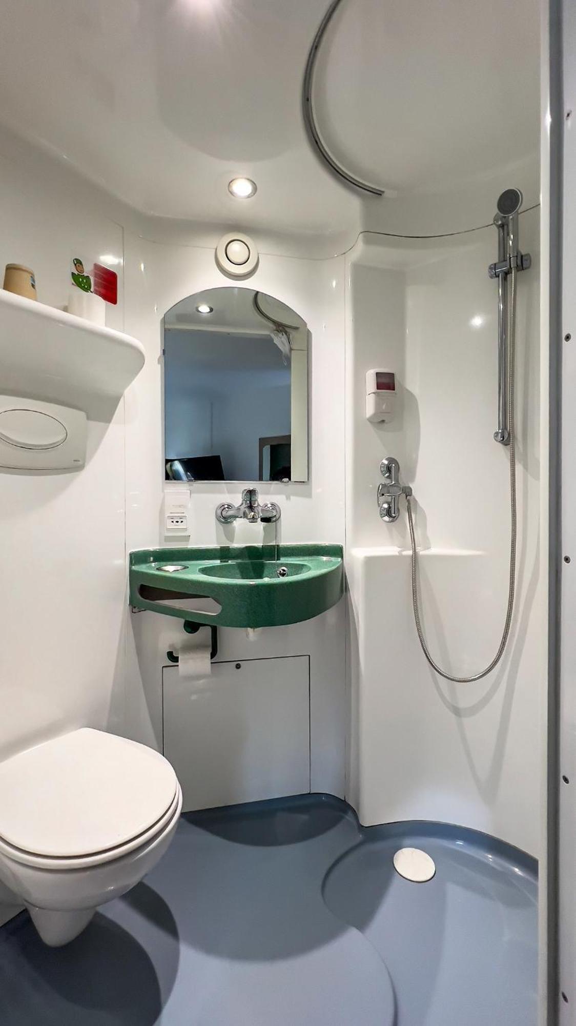 Fasthotel Le Mans Nord Fh Confort Сан-Сатурнин Екстериор снимка