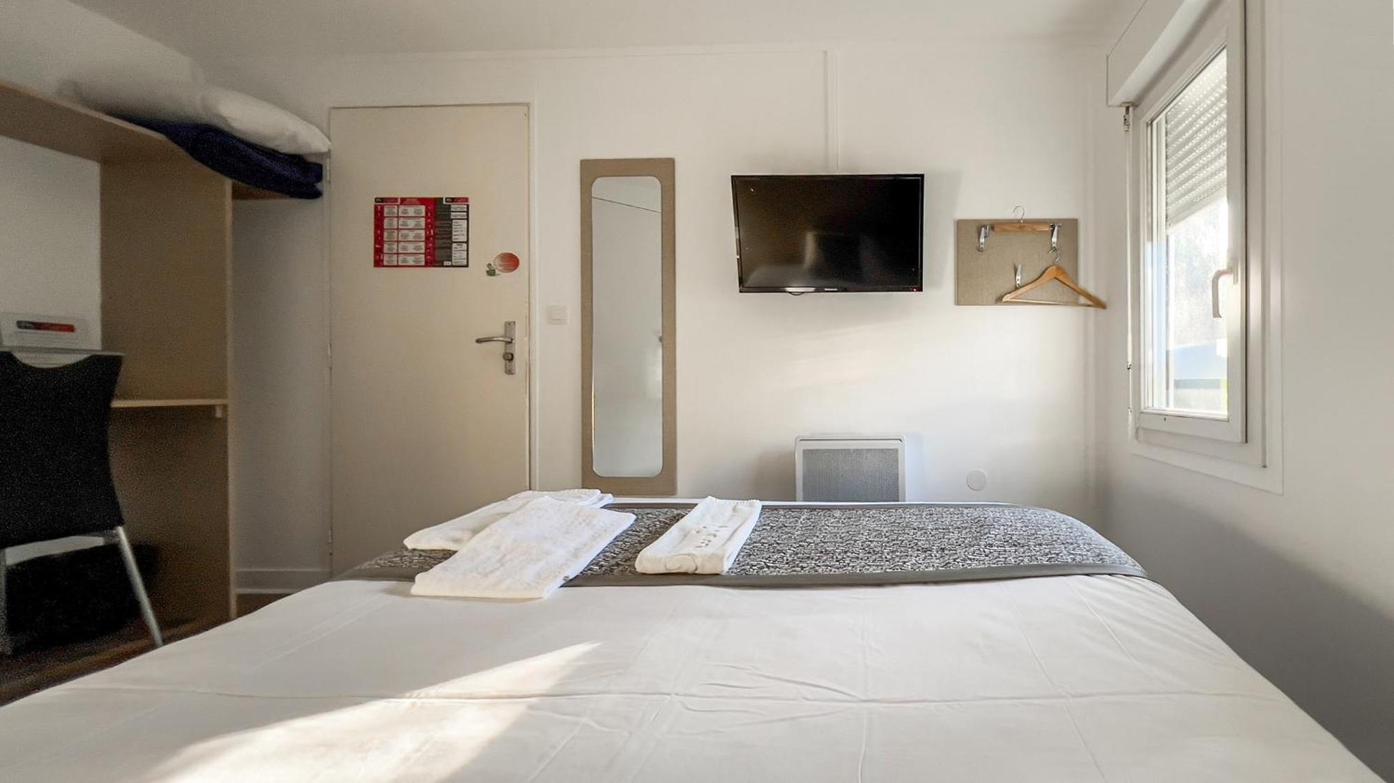 Fasthotel Le Mans Nord Fh Confort Сан-Сатурнин Екстериор снимка