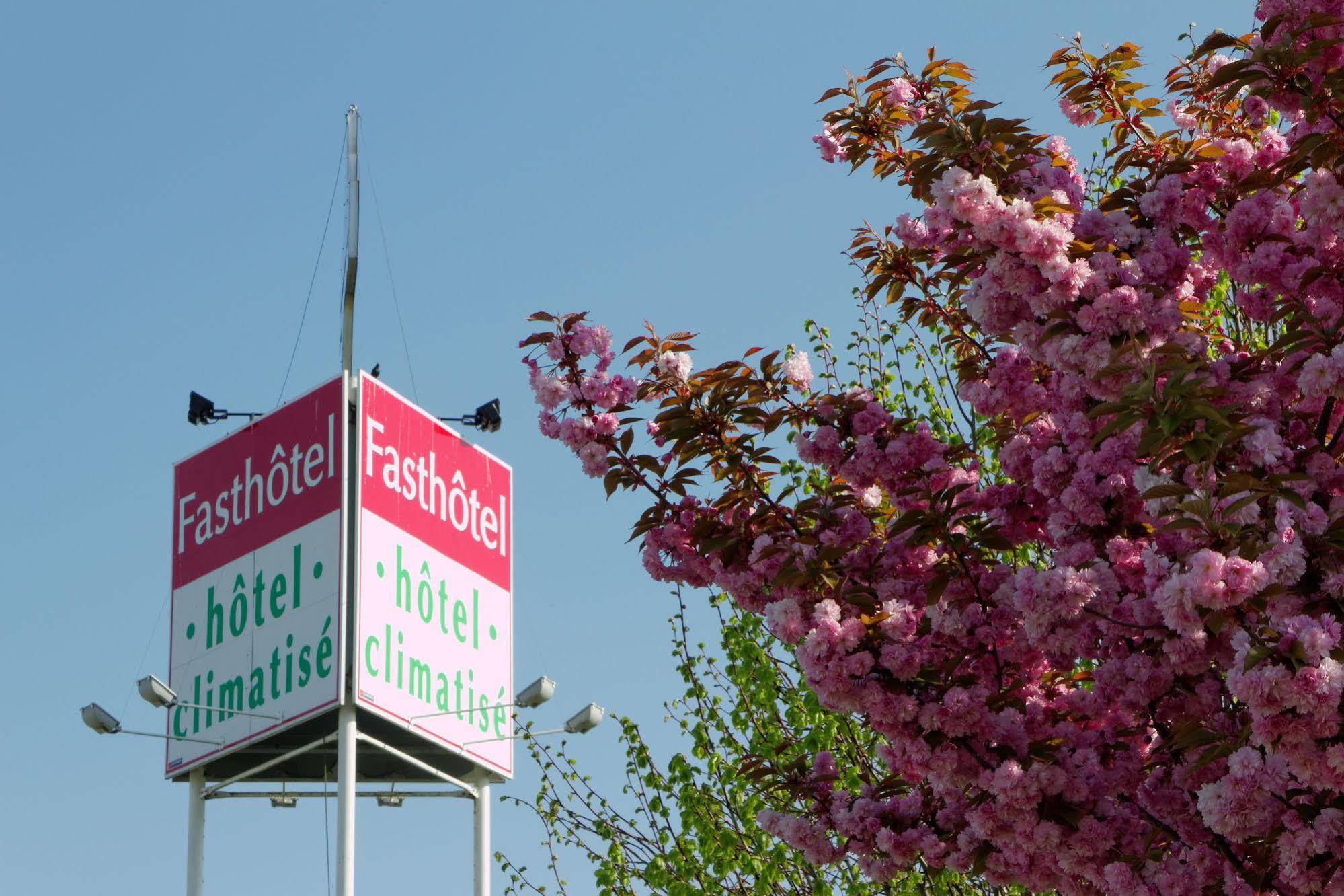 Fasthotel Le Mans Nord Fh Confort Сан-Сатурнин Екстериор снимка